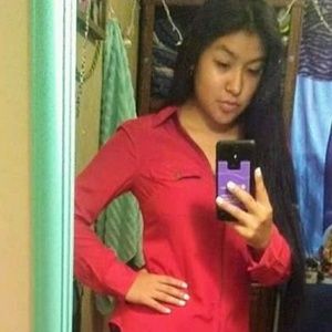 Meet your Posher, Beatriz